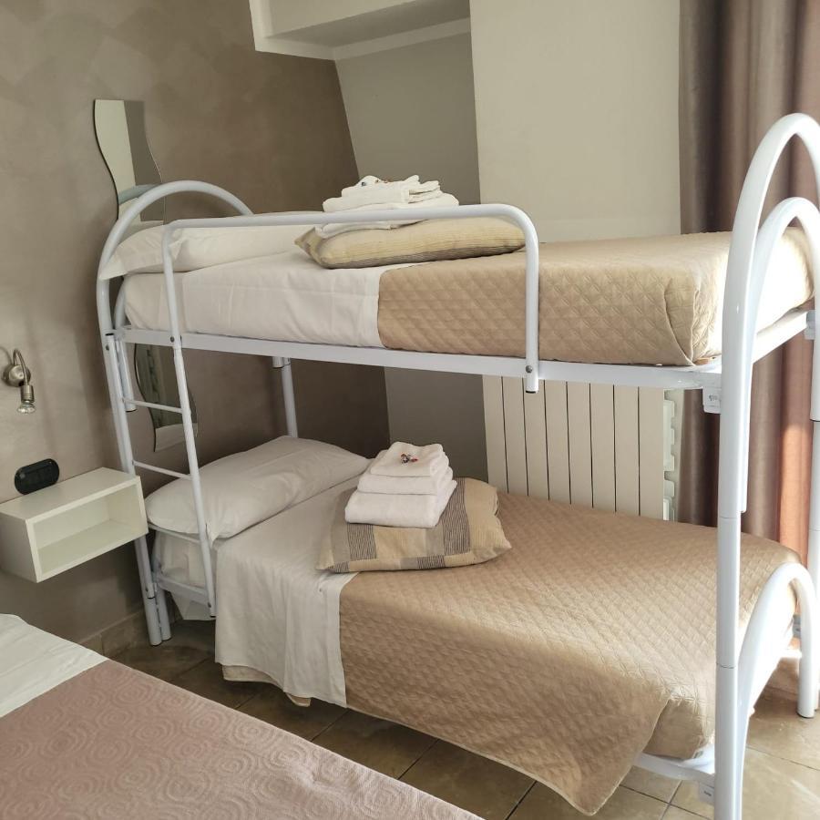 Rainbow Sweet Rooms Valmontone Zewnętrze zdjęcie